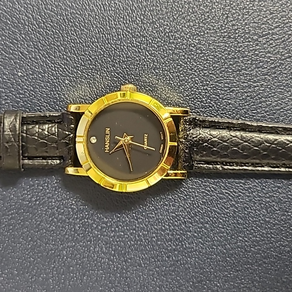 Black Gold Fashion Watch-New Battery